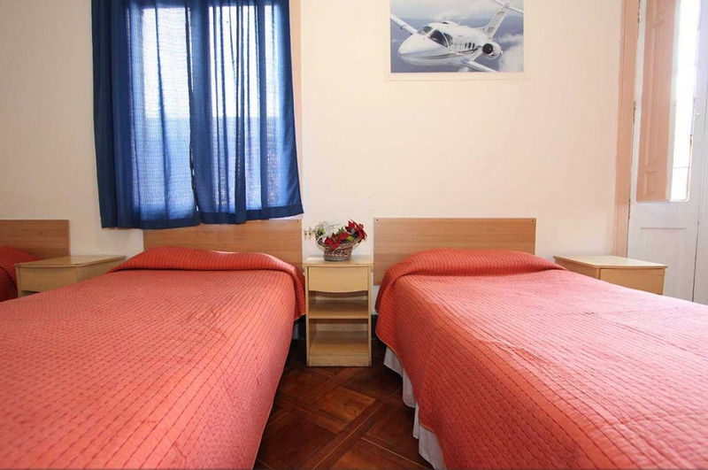 Hotel Londres 35 Santiago Luaran gambar