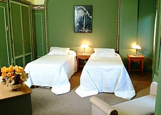 Hotel Londres 35 Santiago Bilik gambar